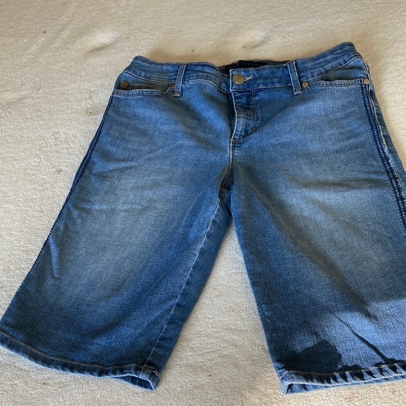 Bandolino Bermuda shorts - Picture 1 of 8